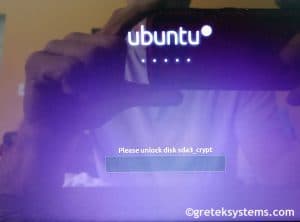 Linux Login Screen To The Laptop